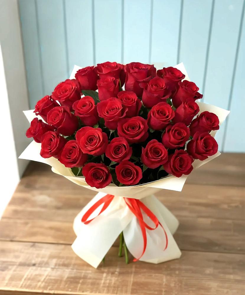 Букет 29 Красных роз в Змейке