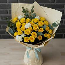 Букет цветов из:  Розы #REPLACE_PRED# Змейке