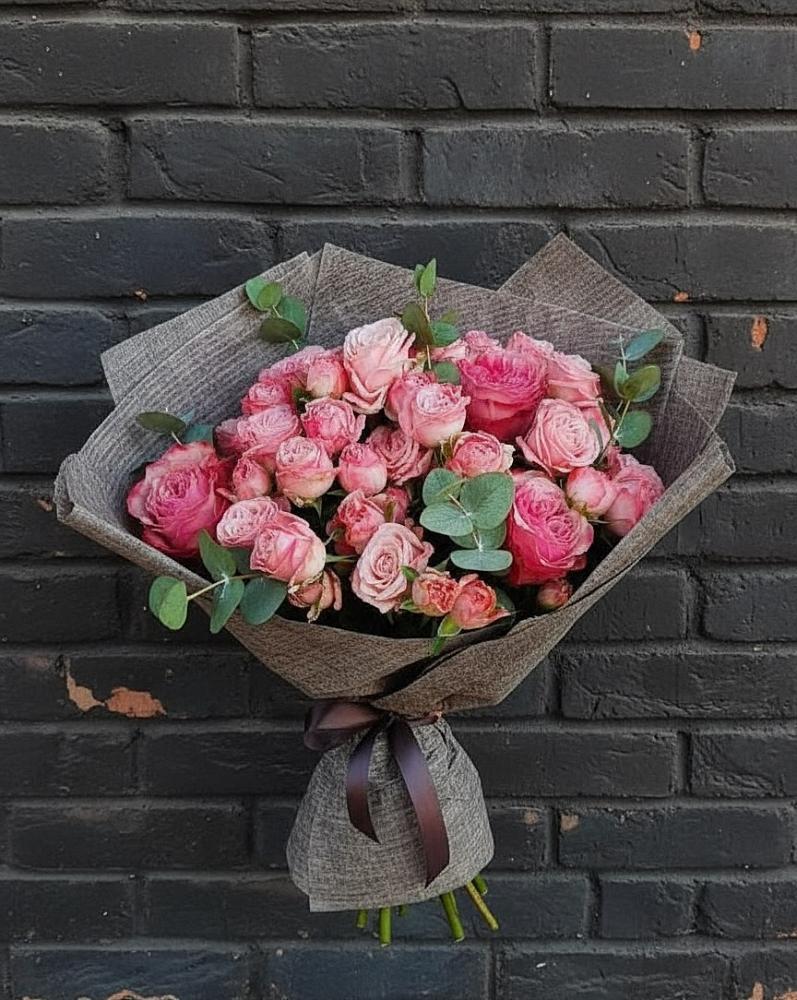 Букет цветов из: Розы в Змейке