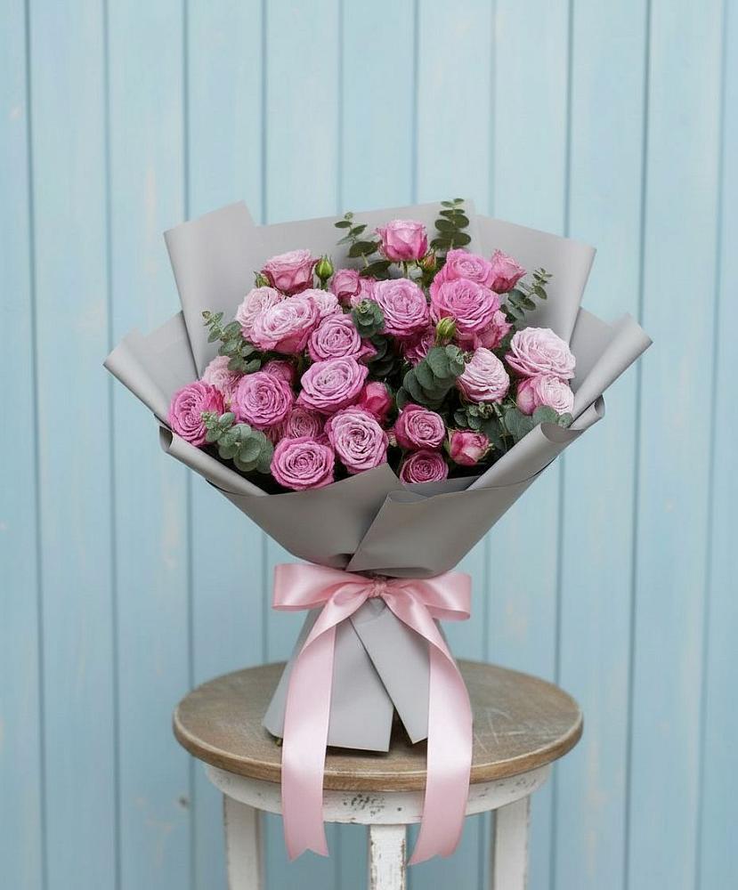 Букет цветов из: Розы в Змейке