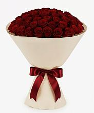 Букет 101 Бордовая роза Блэк Бакарра в Змейке