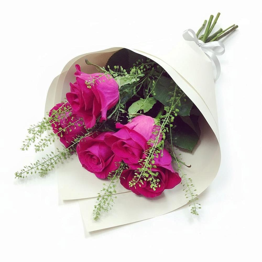 Букет цветов из: Розы в Змейке