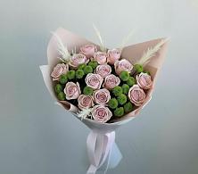 Букет цветов из:  Розы и Хризантемы #REPLACE_PRED# Змейке