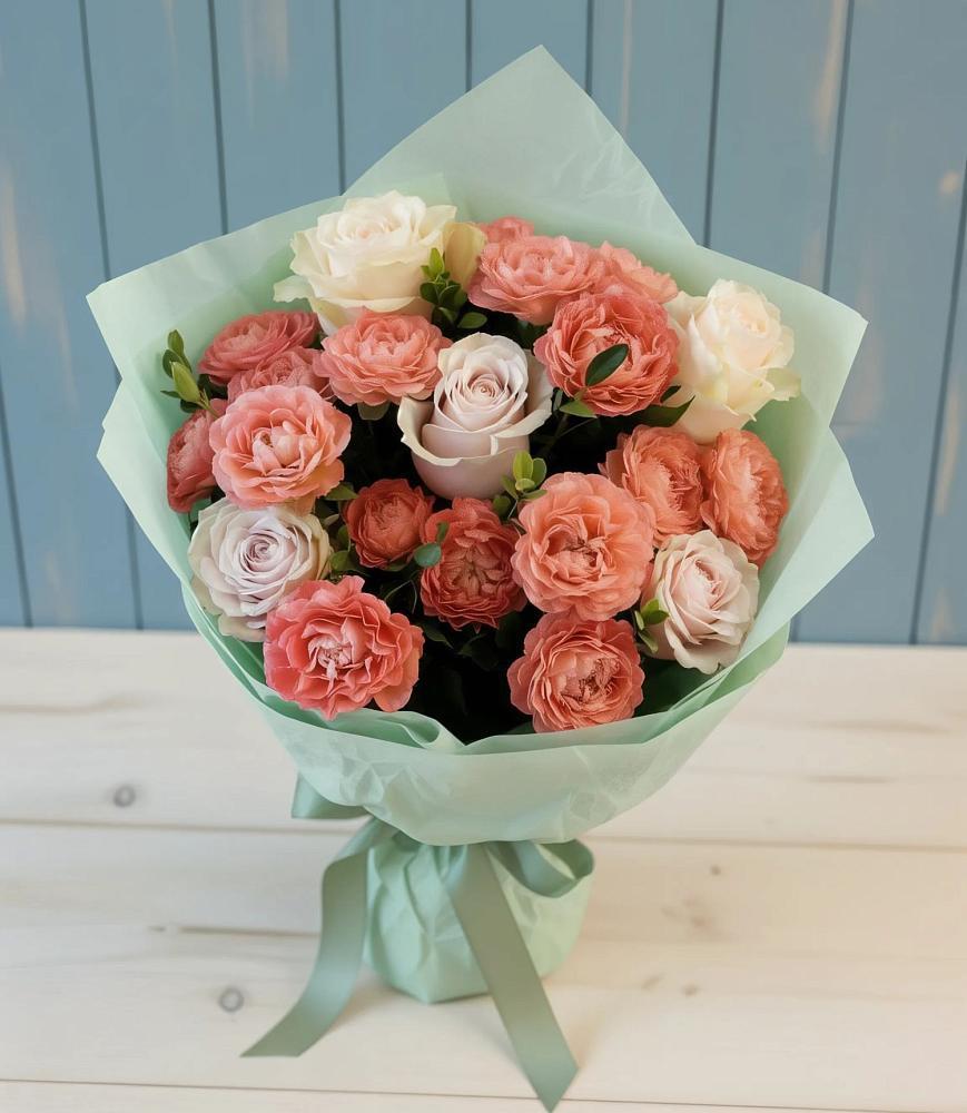 Букет цветов из: Розы в Змейке