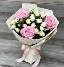 Букет цветов из:  Розы в Змейке