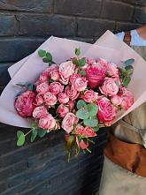 Букет цветов из:  Розы в Змейке
