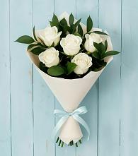 Букет цветов из:  Розы в Змейке