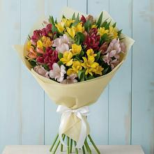 Букет цветов из:  Альстромерии в Змейке