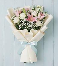 Букет цветов из:  Лилии в Змейке